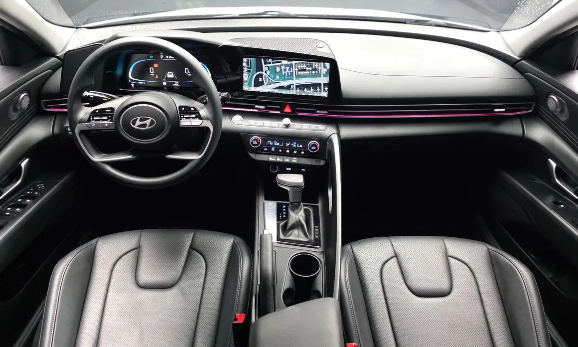 Hyundai AVANTE — фото 9