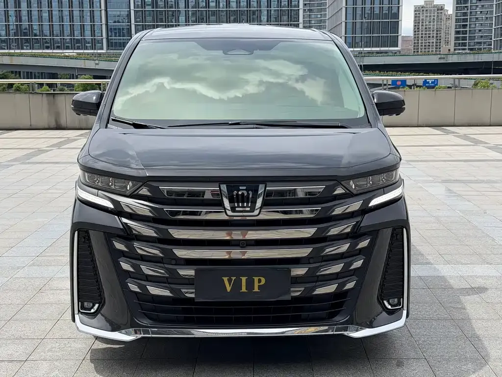 Toyota Vellfire — фото 8
