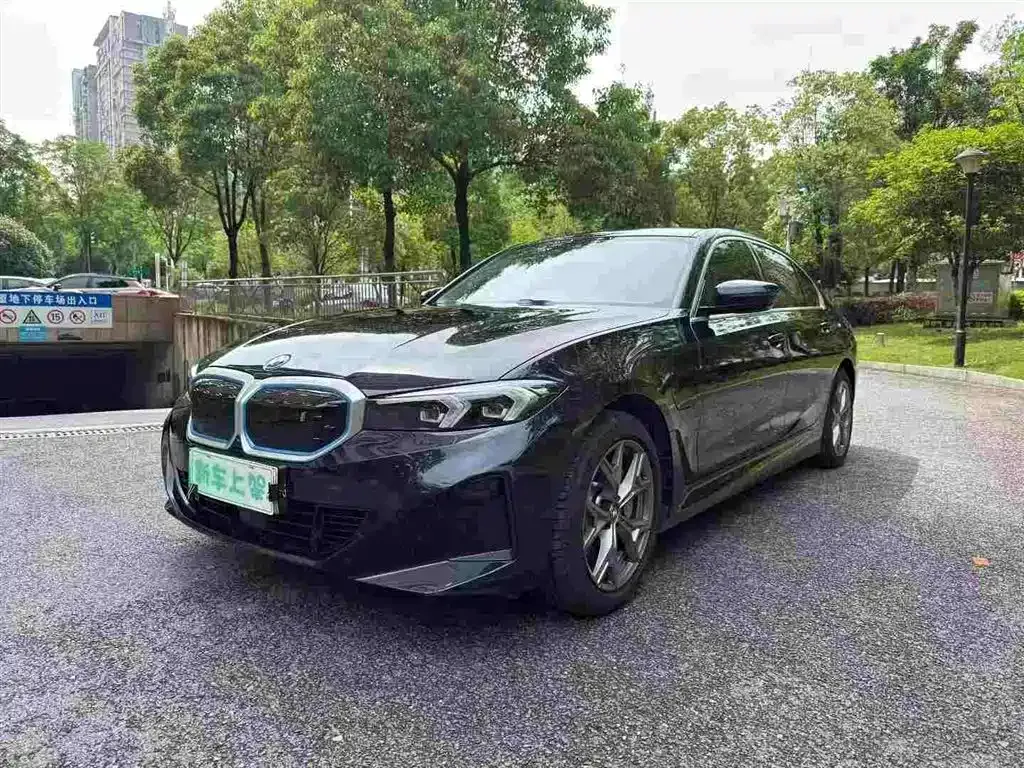 BMW i3 — фото 1