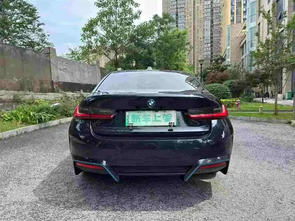 BMW i3 — фото 5