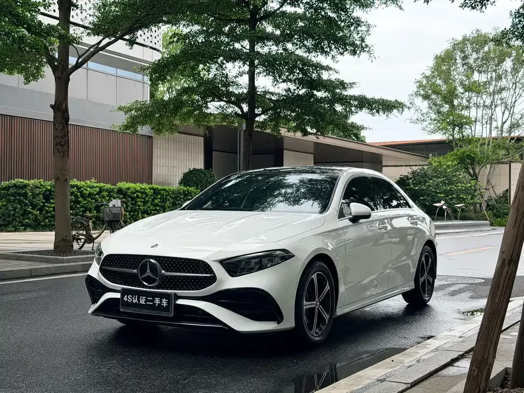 Mercedes-Benz A-Class — фото 1
