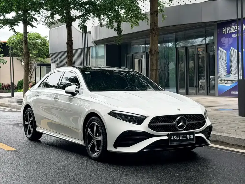 Mercedes-Benz A-Class — фото 8