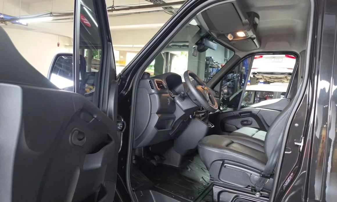 Renault Korea (Samsung) Master 2024 из KR, фото 7