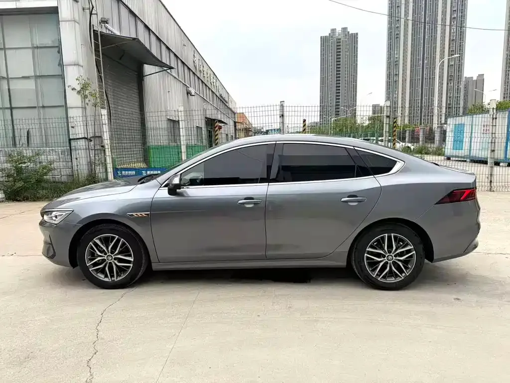 BYD Qin PLUS — фото 6