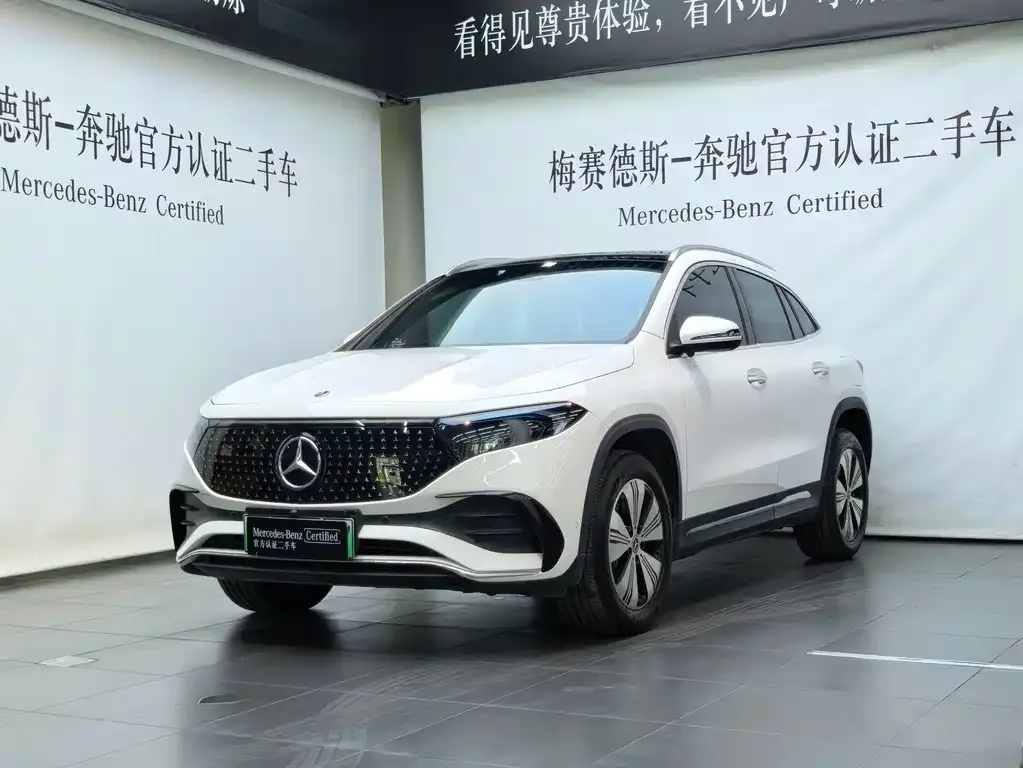 Mercedes-Benz EQA — фото 1
