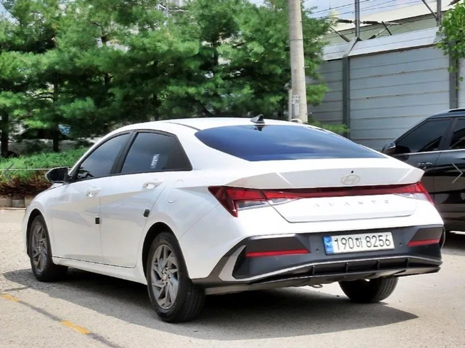 Hyundai AVANTE — фото 10