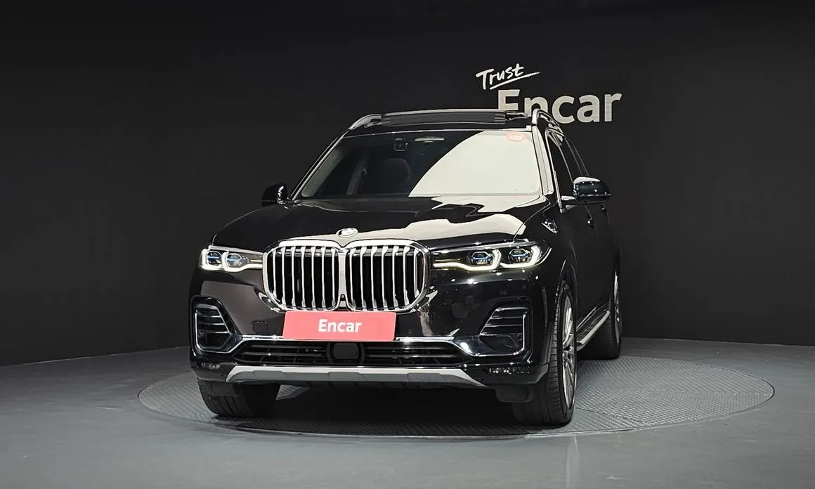 BMW X7 — фото 3