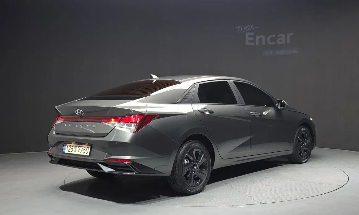 Hyundai AVANTE — фото 9