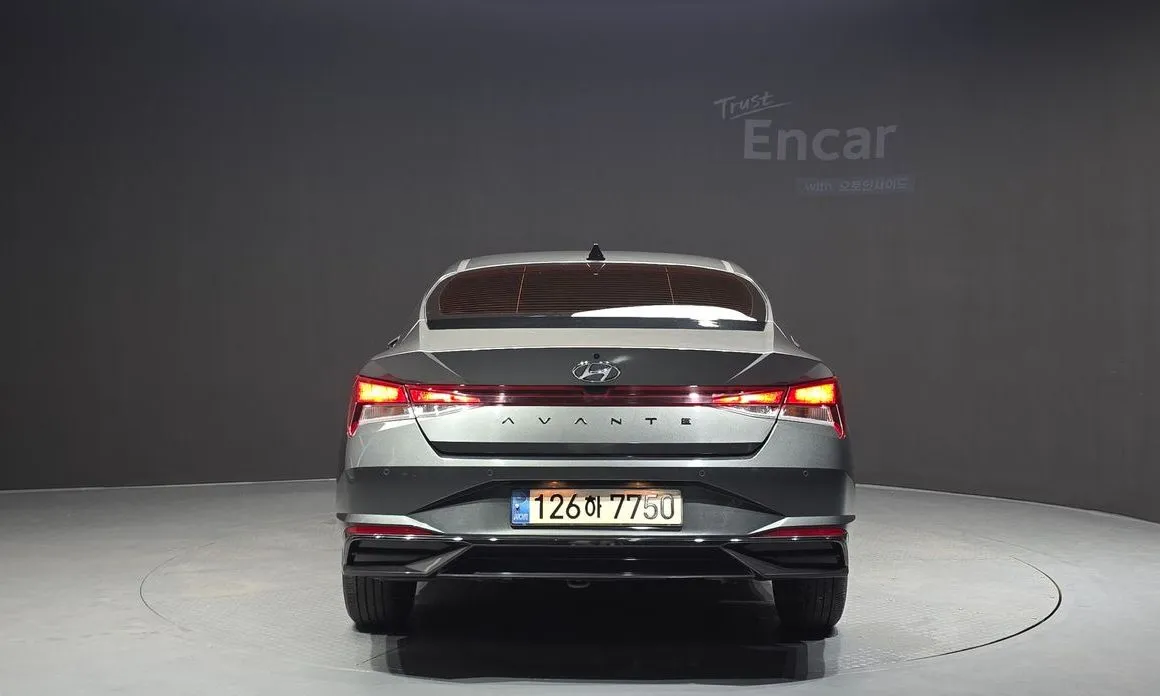 Hyundai AVANTE — фото 2