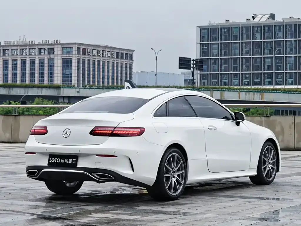 Mercedes-Benz E-Class (Import) — фото 3