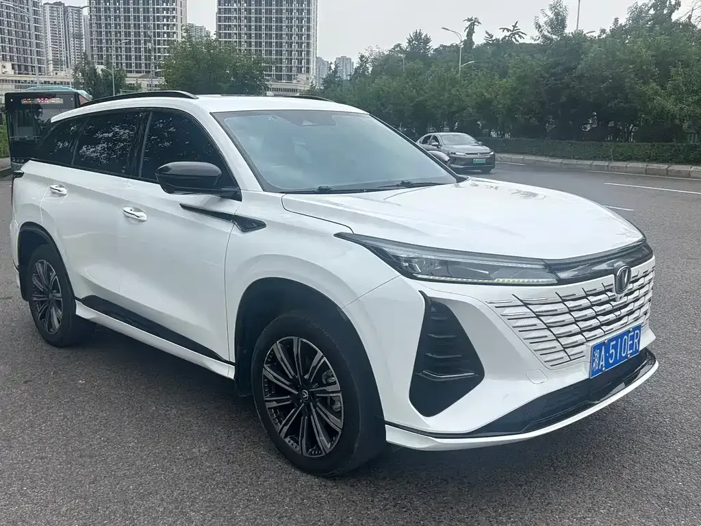 Changan CS75PLUS — фото 7