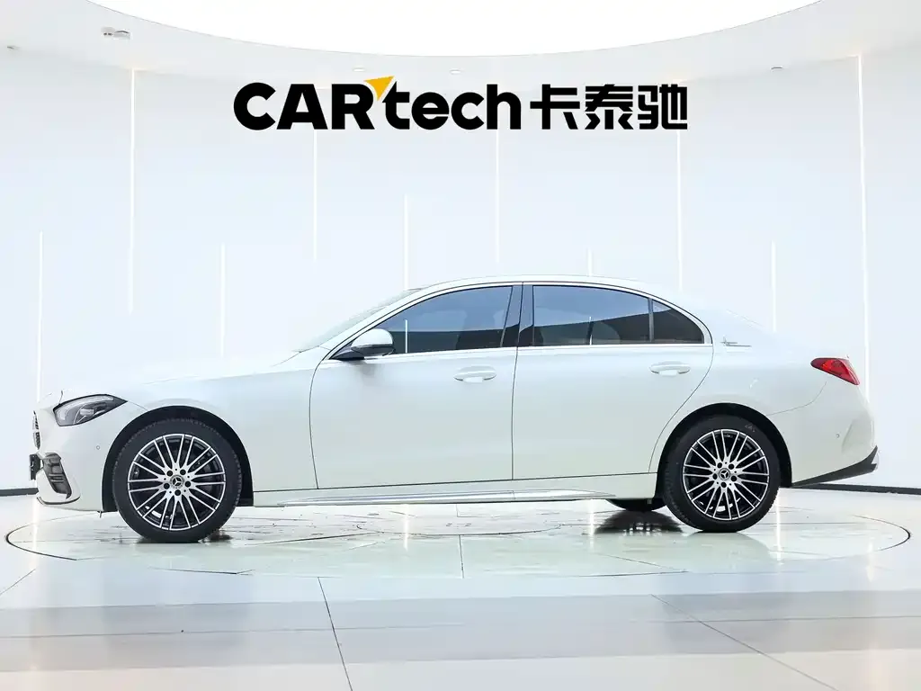 Mercedes-Benz C-Class — фото 10