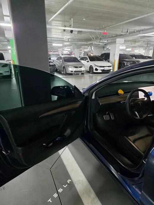 Tesla Model 3 — фото 5