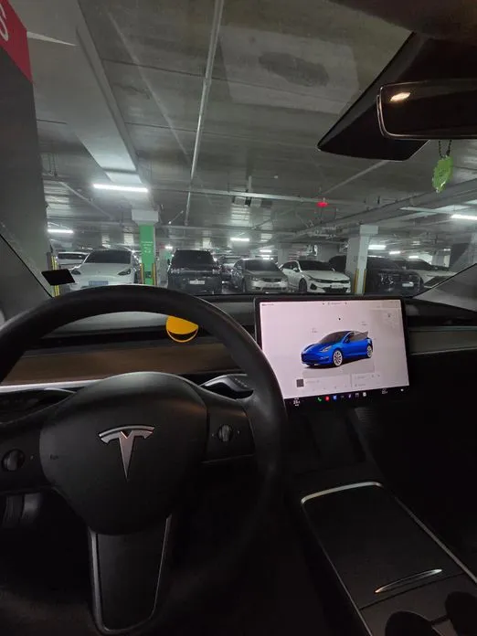 Tesla Model 3 — фото 2