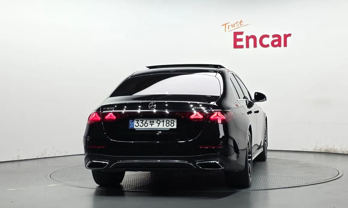 Mercedes-Benz E-Class 2024 из KR, фото 3