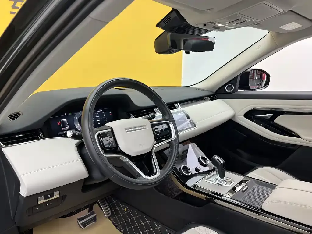 Land Rover Evoque — фото 10
