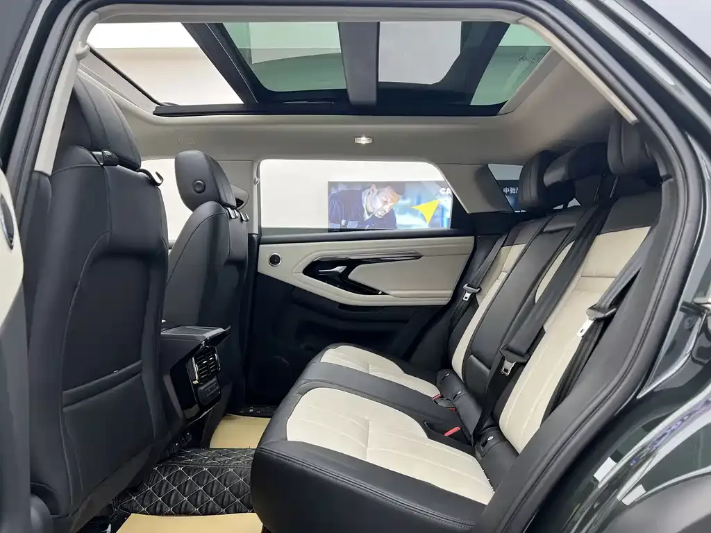 Land Rover Evoque — фото 2