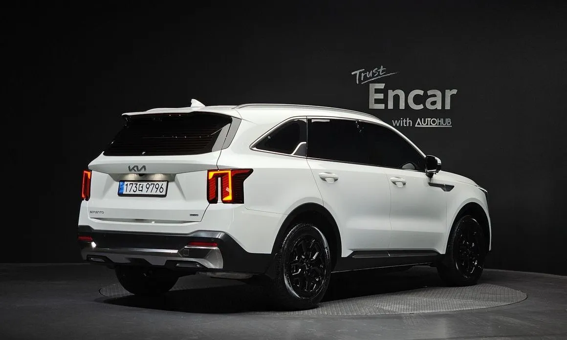 Kia Sorento — фото 4