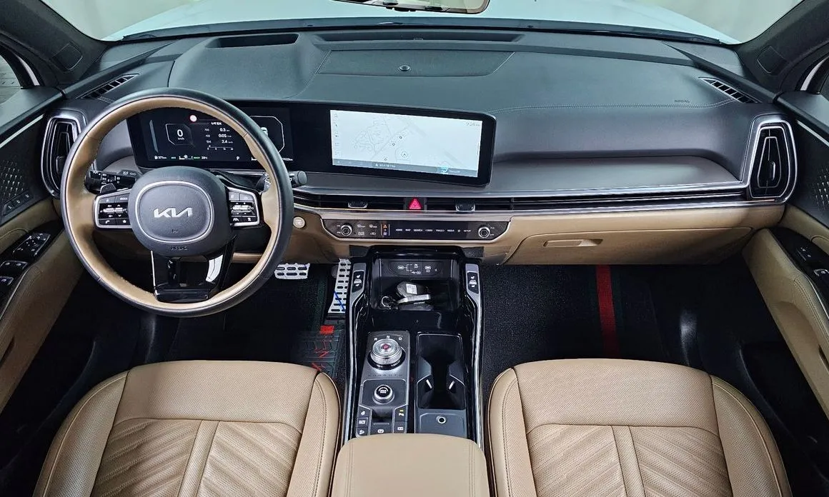 Kia Sorento — фото 7