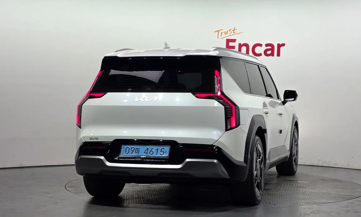 Kia EV9 2024 из KR, фото 5