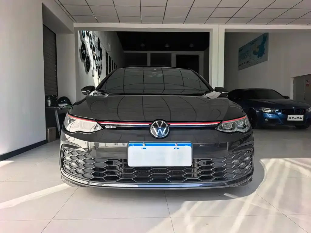 Volkswagen Golf GTI — фото 3