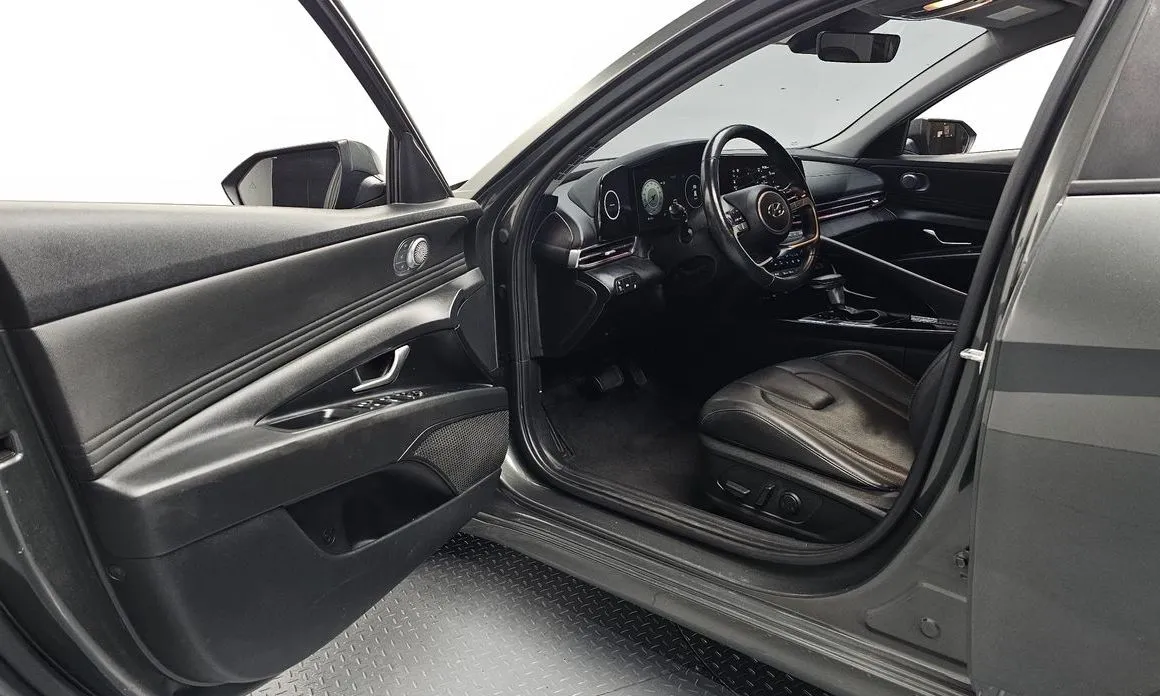 Hyundai AVANTE — фото 2