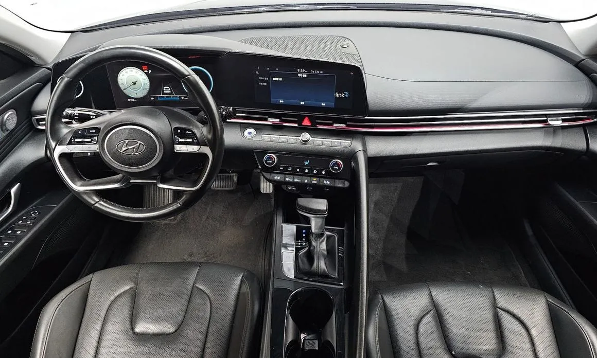 Hyundai AVANTE — фото 9