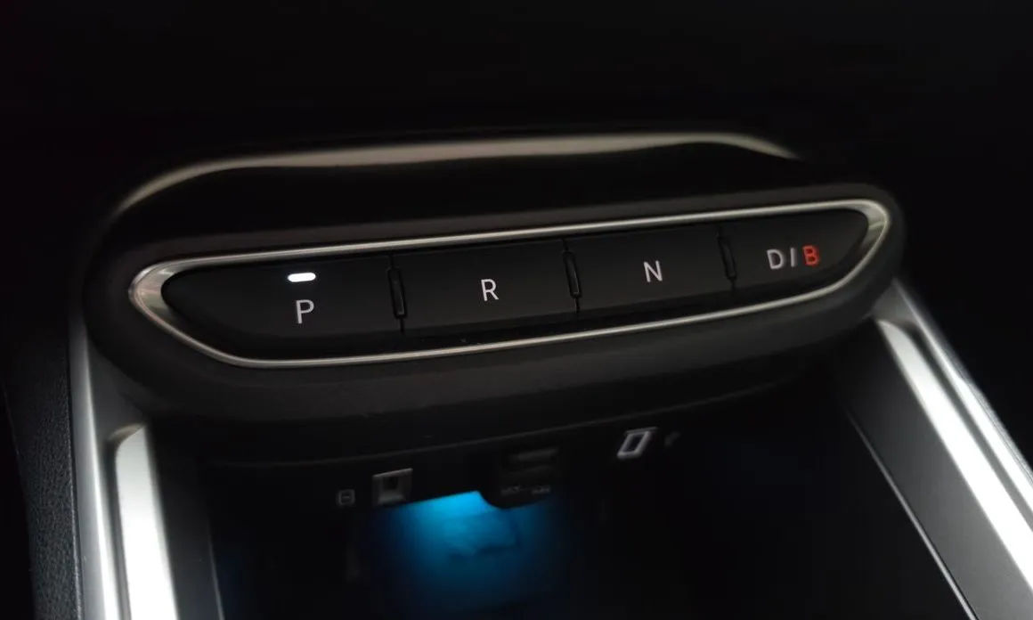 Jeep Avenger 2024 из KR, фото 4