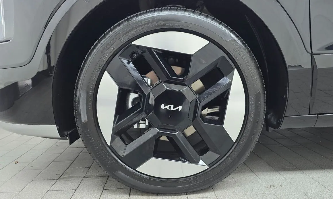 Kia Niro — фото 9