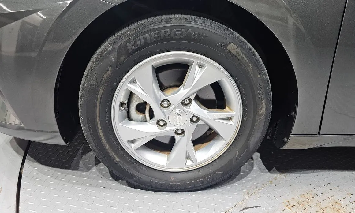Hyundai AVANTE — фото 9