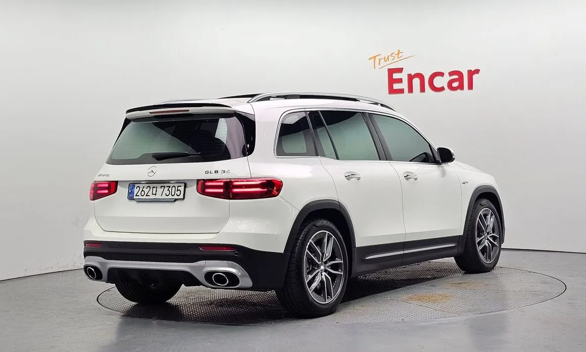 Mercedes-Benz GLB-Class — фото 10