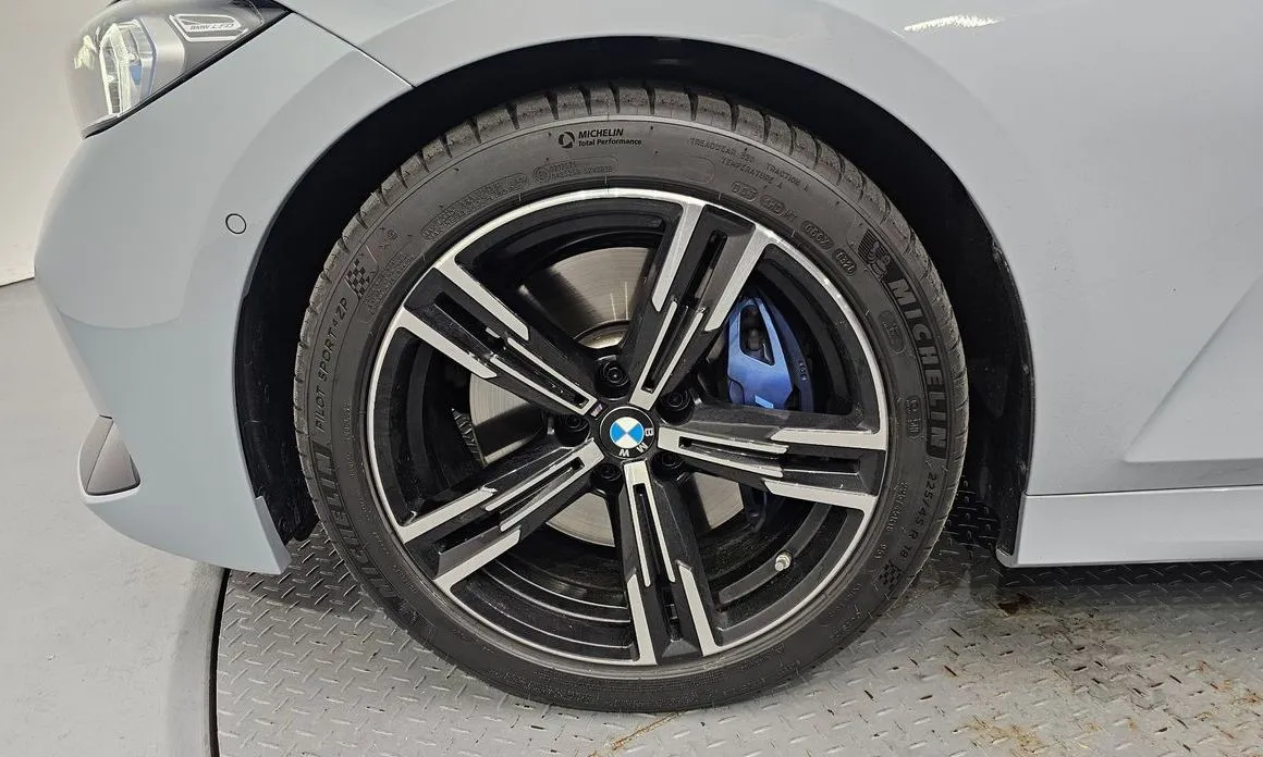 BMW 3-Series — фото 10
