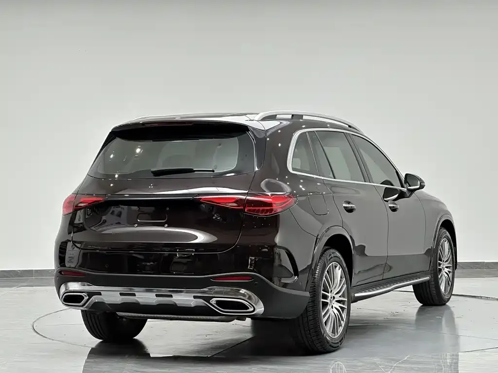 Mercedes-Benz GLC — фото 9