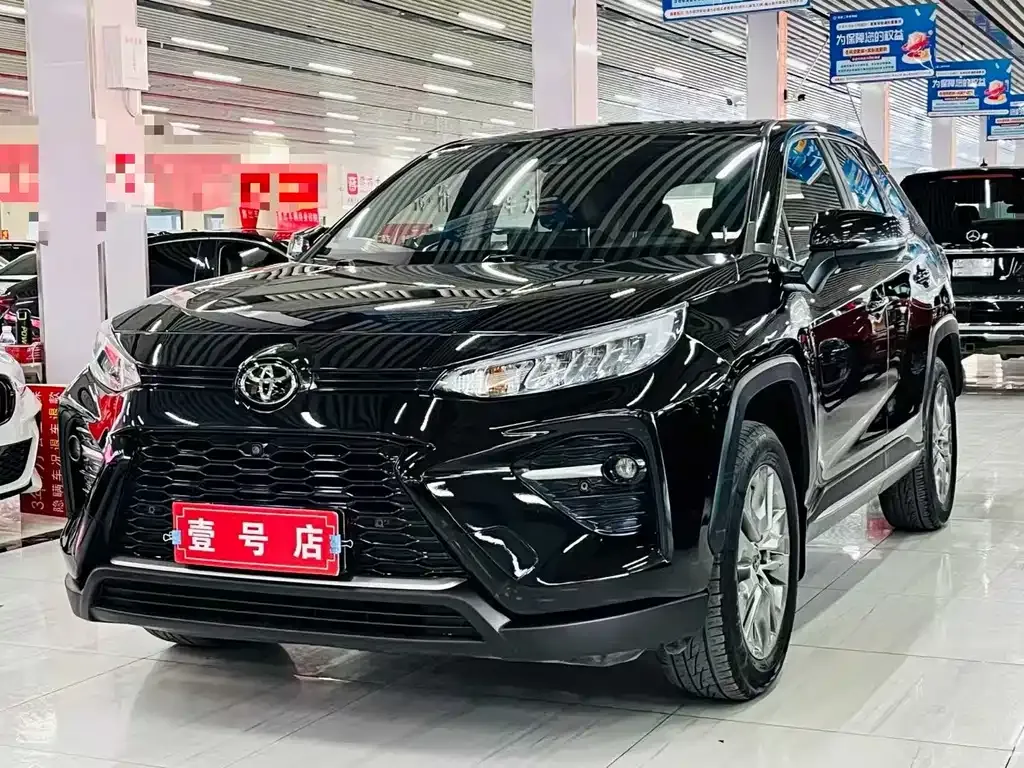 Toyota Wildlander — фото 1