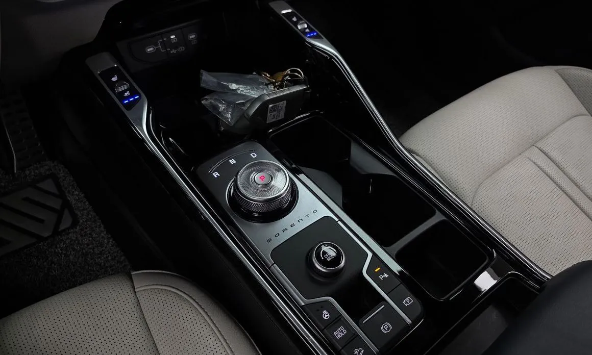 Kia Sorento — фото 4