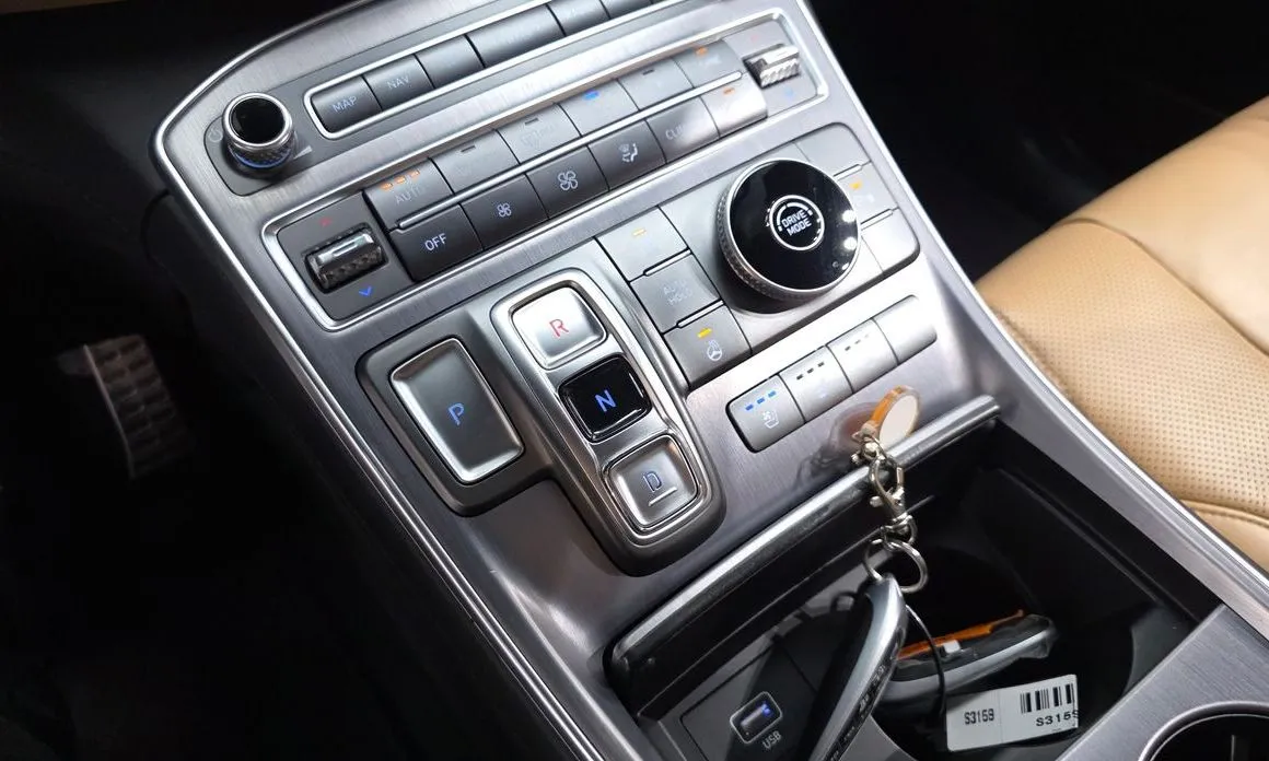 Hyundai Santafe — фото 8
