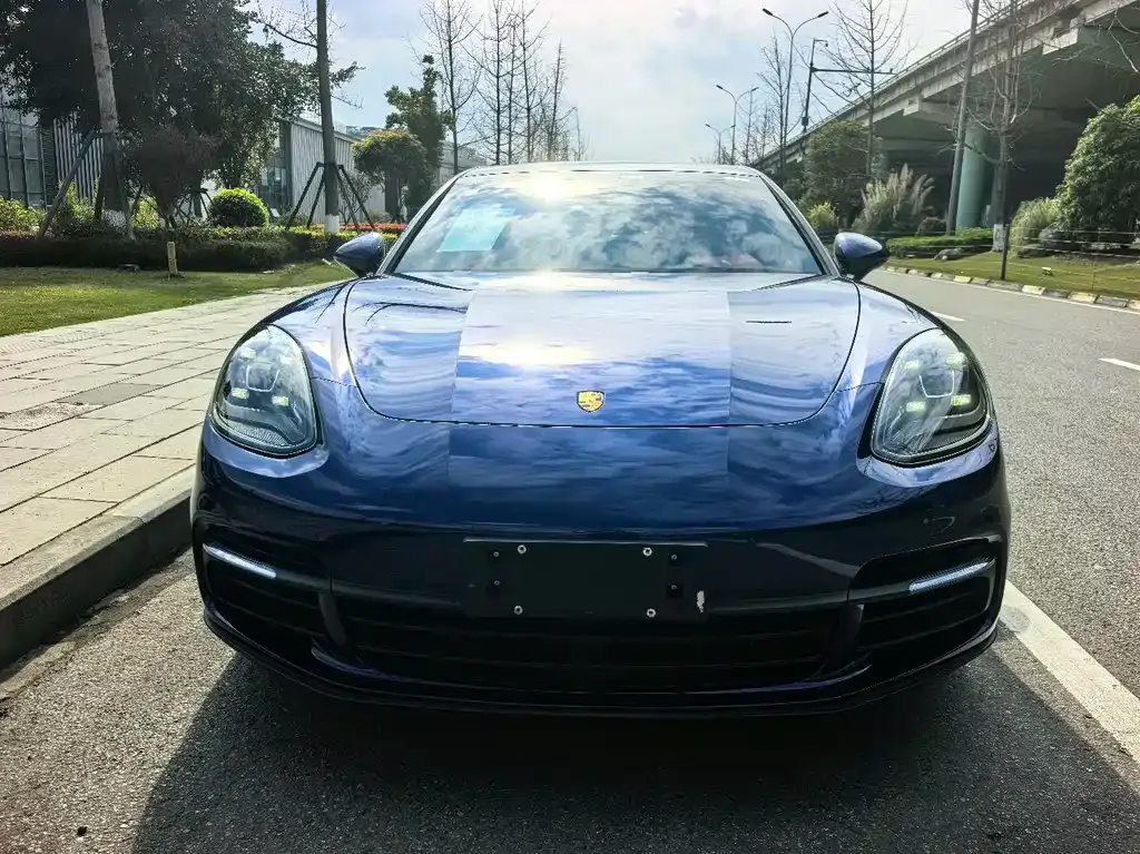 Porsche Panamera — фото 10