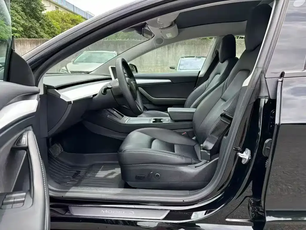 Tesla Model 3 2022 из CN, фото 3
