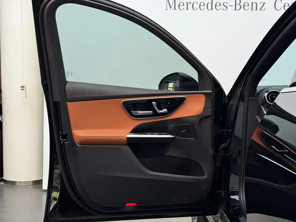 Mercedes-Benz GLC — фото 3