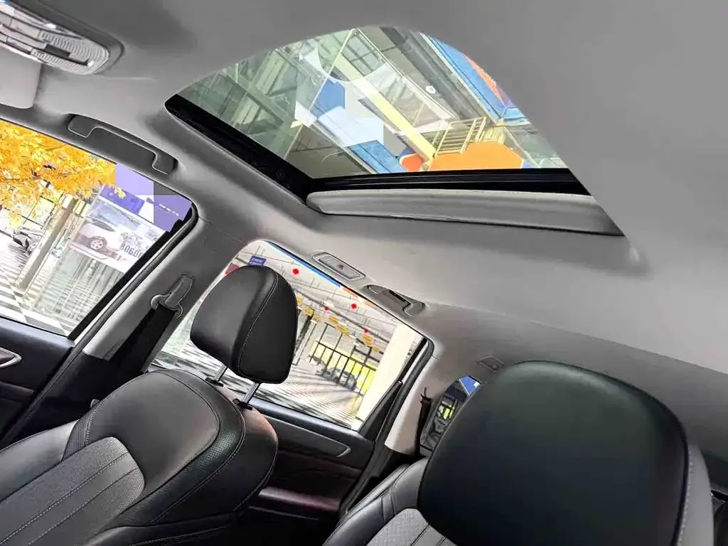 GAC Motor Trumpchi M6 — фото 10