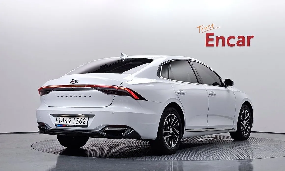 Hyundai Grandeur — фото 8