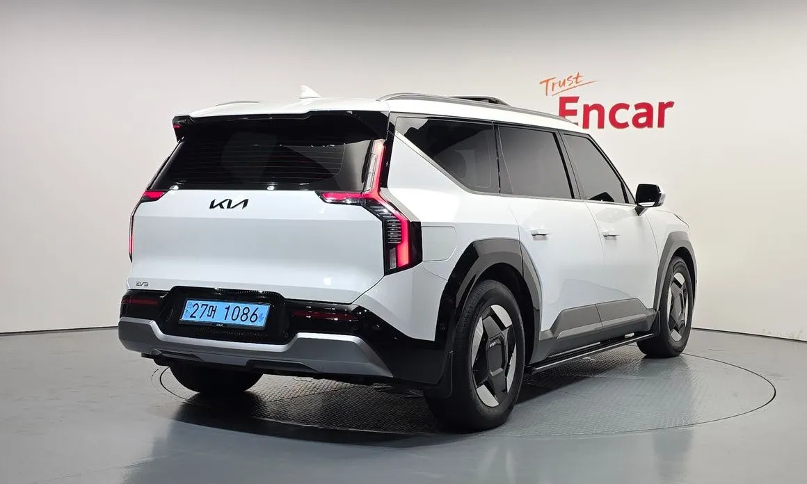 Kia EV9 2024 из KR, фото 8
