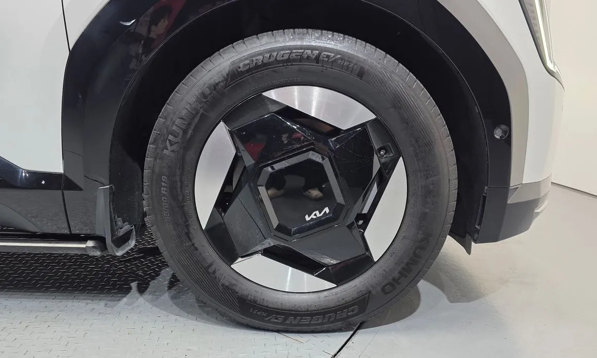 Kia EV9 2024 из KR, фото 9