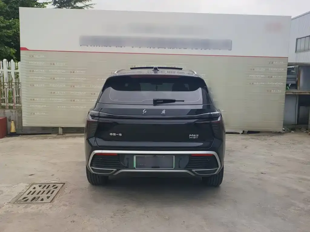 Hongqi HS3 PHEV — фото 2