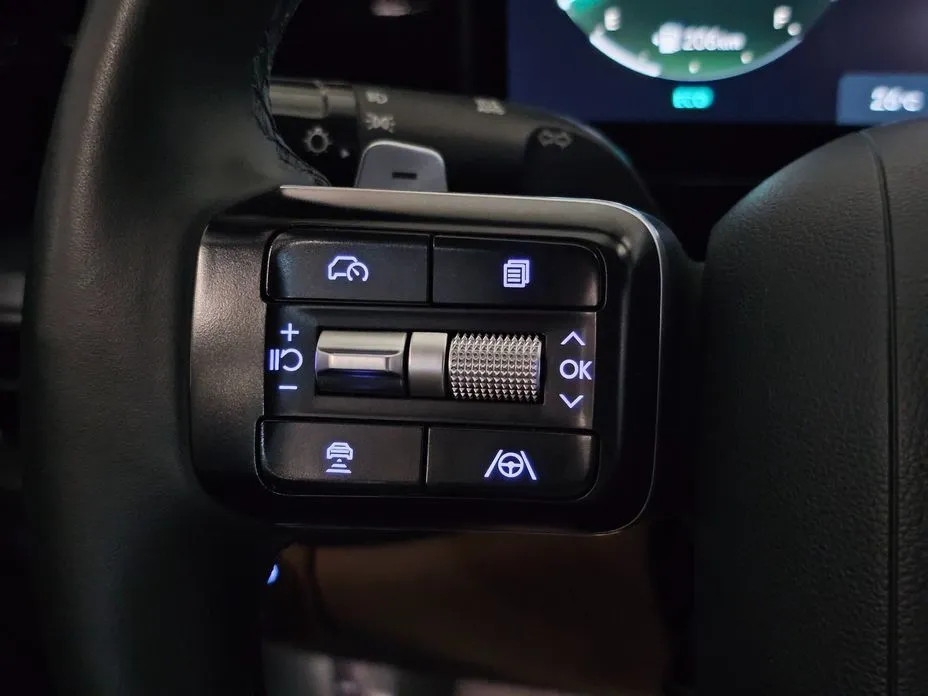 Hyundai Grandeur 2023 из KR, фото 10