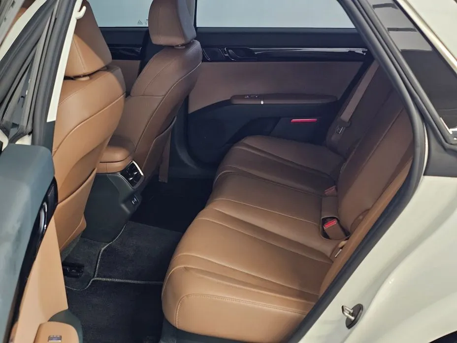 Hyundai Grandeur 2023 из KR, фото 7