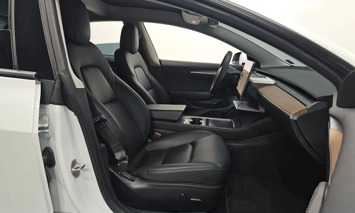 Tesla Model 3 — фото 3