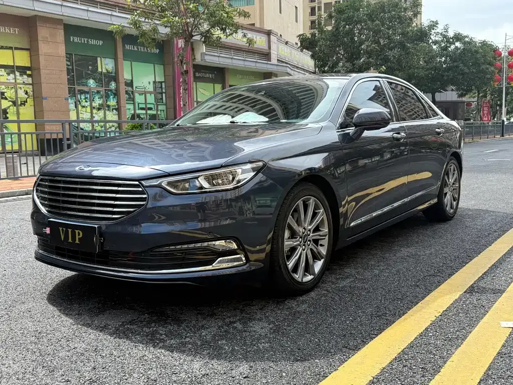 Ford Taurus — фото 1