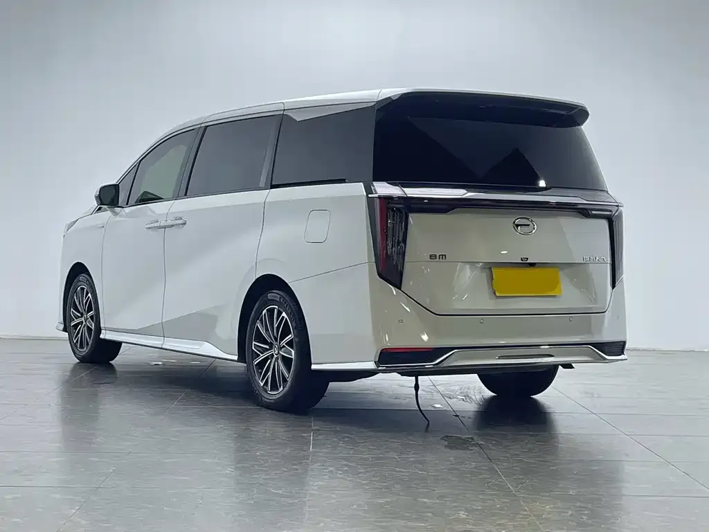 GAC Motor Trumpchi M8 — фото 10