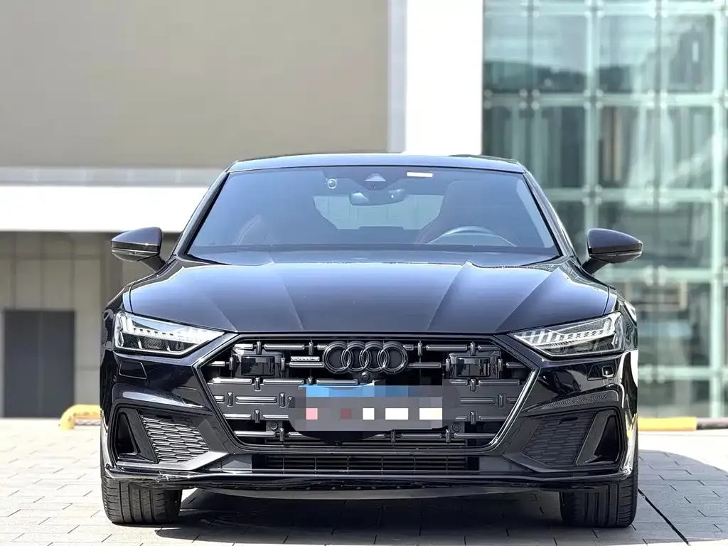Audi A7L — фото 6
